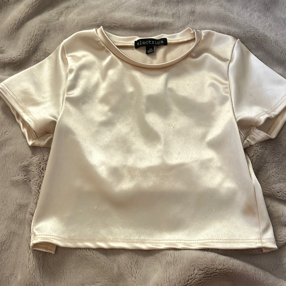 Silky open back crop top!